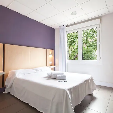 Putxet By Gaiarooms Gæstehus Barcelona