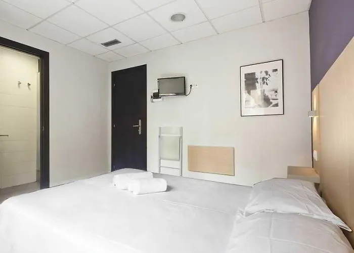 Putxet By Gaiarooms Pensionat 2*