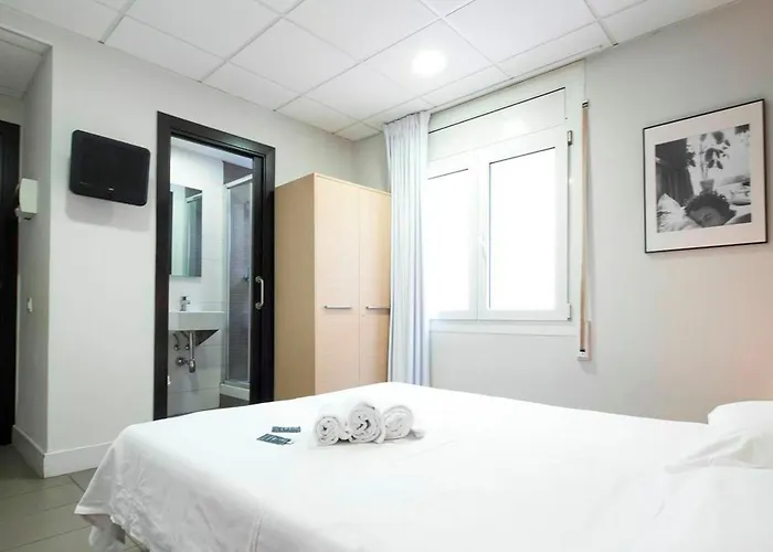 Putxet By Gaiarooms Pensionat Barcelona